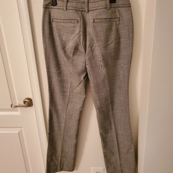 NY & COMPANY FULL LENGTH PANT - Picture 2 of 2